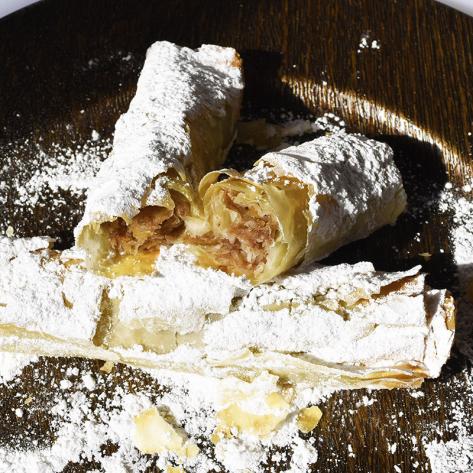 Apple Strudel (2 pcs)